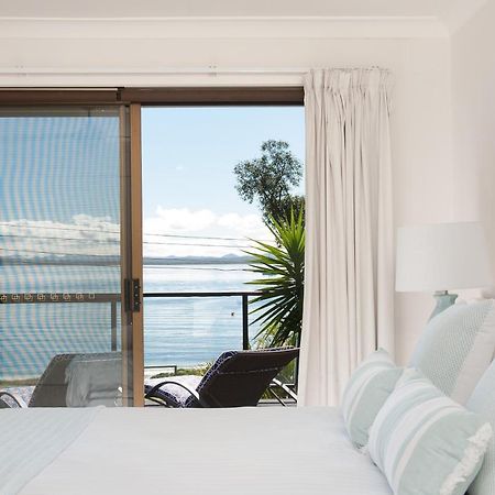 Dutchie'S Dream - Glorious Views And Opposite Dutchies Beach 尼尔森湾 外观 照片